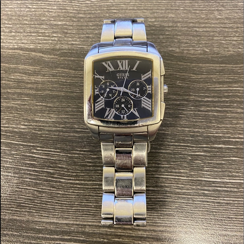 Guess Watch